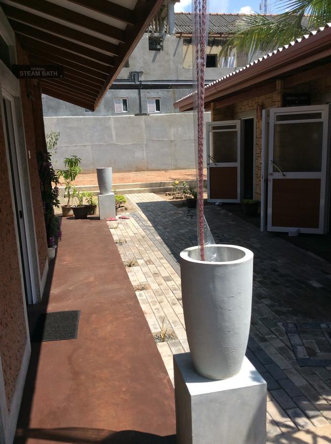 Oasey Ayurveda Hotel Bentota Esterno foto